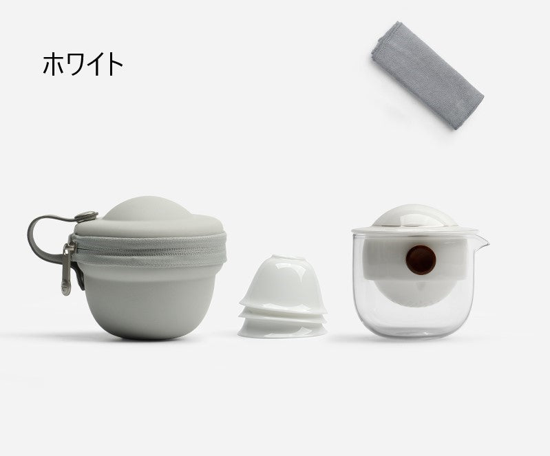 A teapot with no handle that draws out the umami of tea leaves.